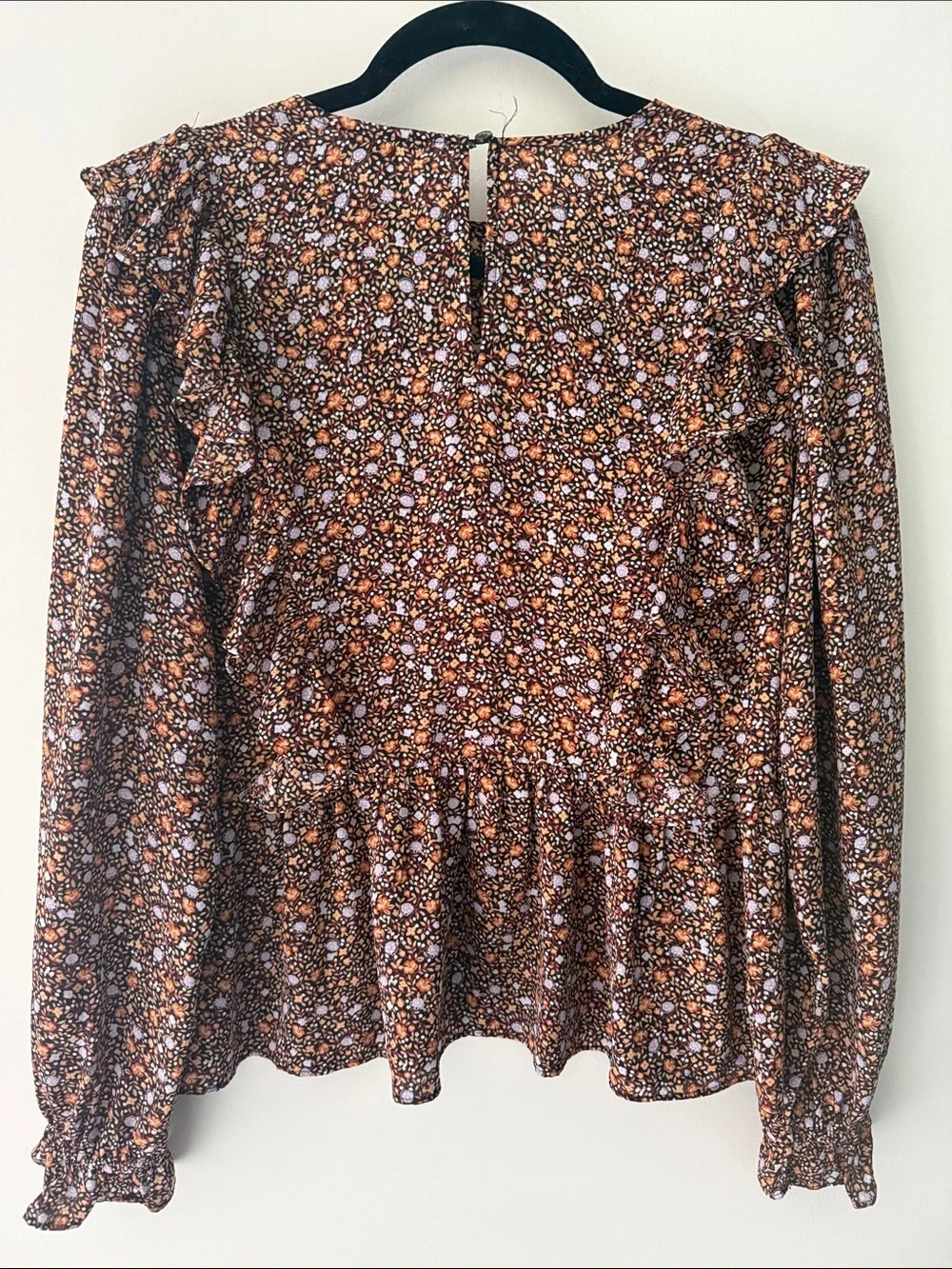 Ann Taylor Ruffle Top - Picture 4 of 4